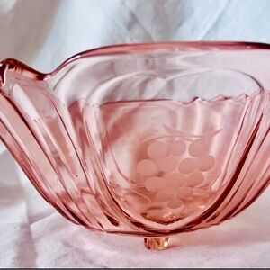 10” Walther & Sohne Glass Co  vintage Pink depression Glass Bowl